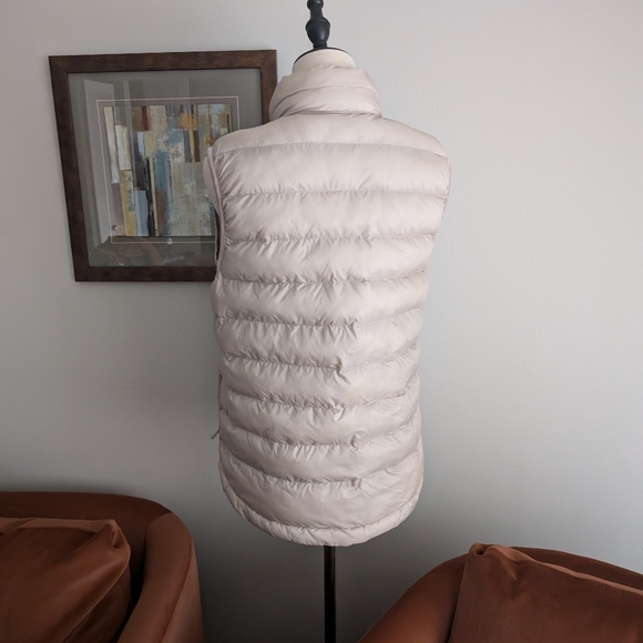32 Degrees Heat® Lightweight Beige Puffer Vest Size Small - Picture 4 of 9